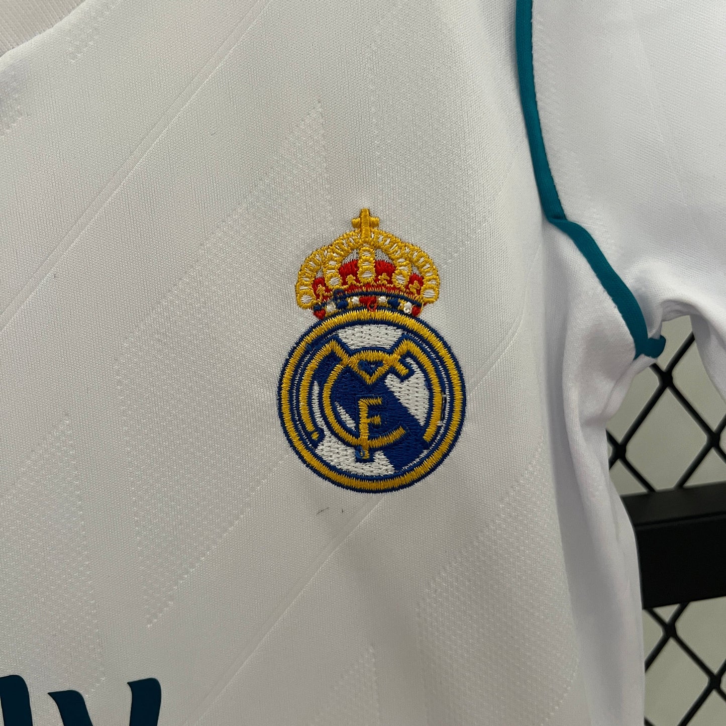 Conjunto niños Real Madrid 17/18 Local | Retro