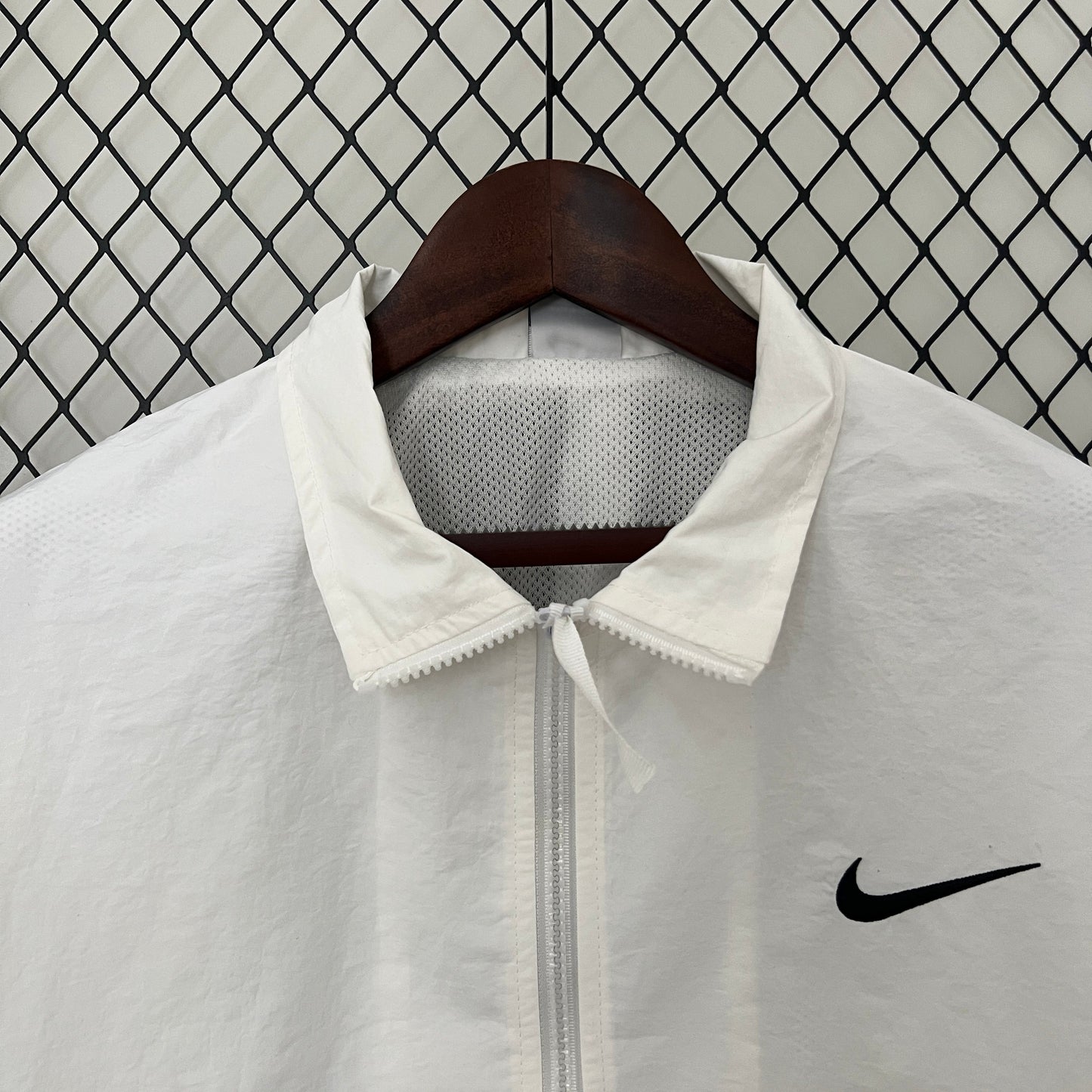 Cortavientos Nike White 2024/25