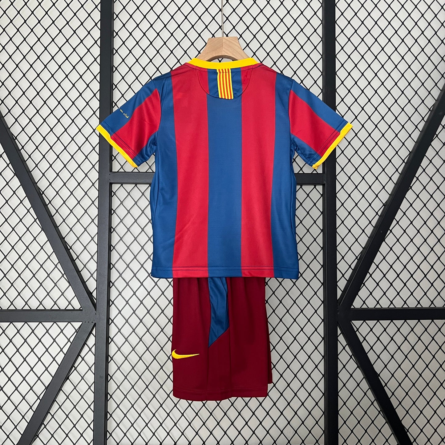 Conjunto niños Barcelona 10/11 Local | Retro