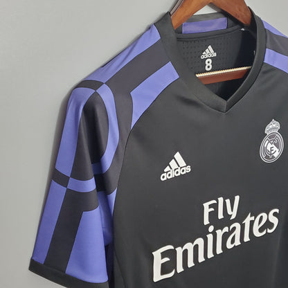 Real Madrid 15/16 Tercer kit | Retro