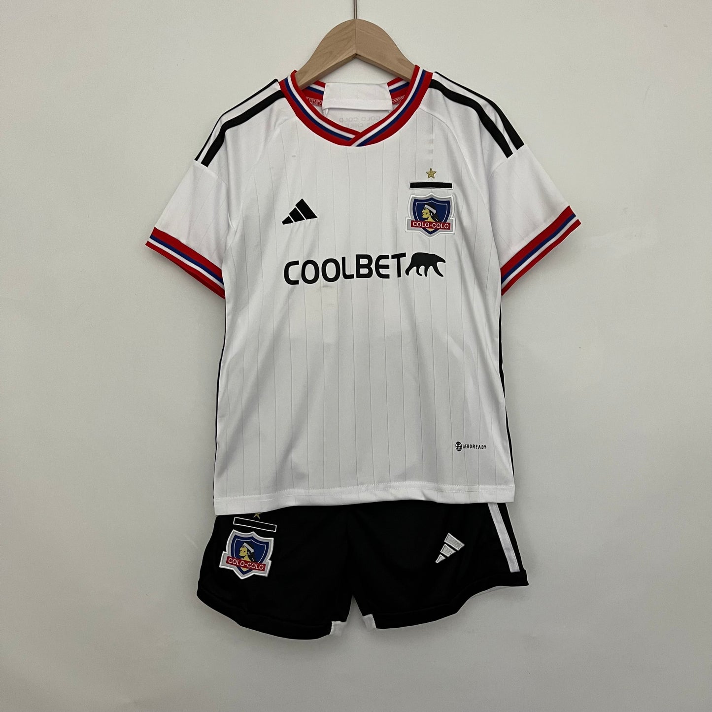 Kit de niños Colo Colo Local  | 🎅🏻 Envío navideño