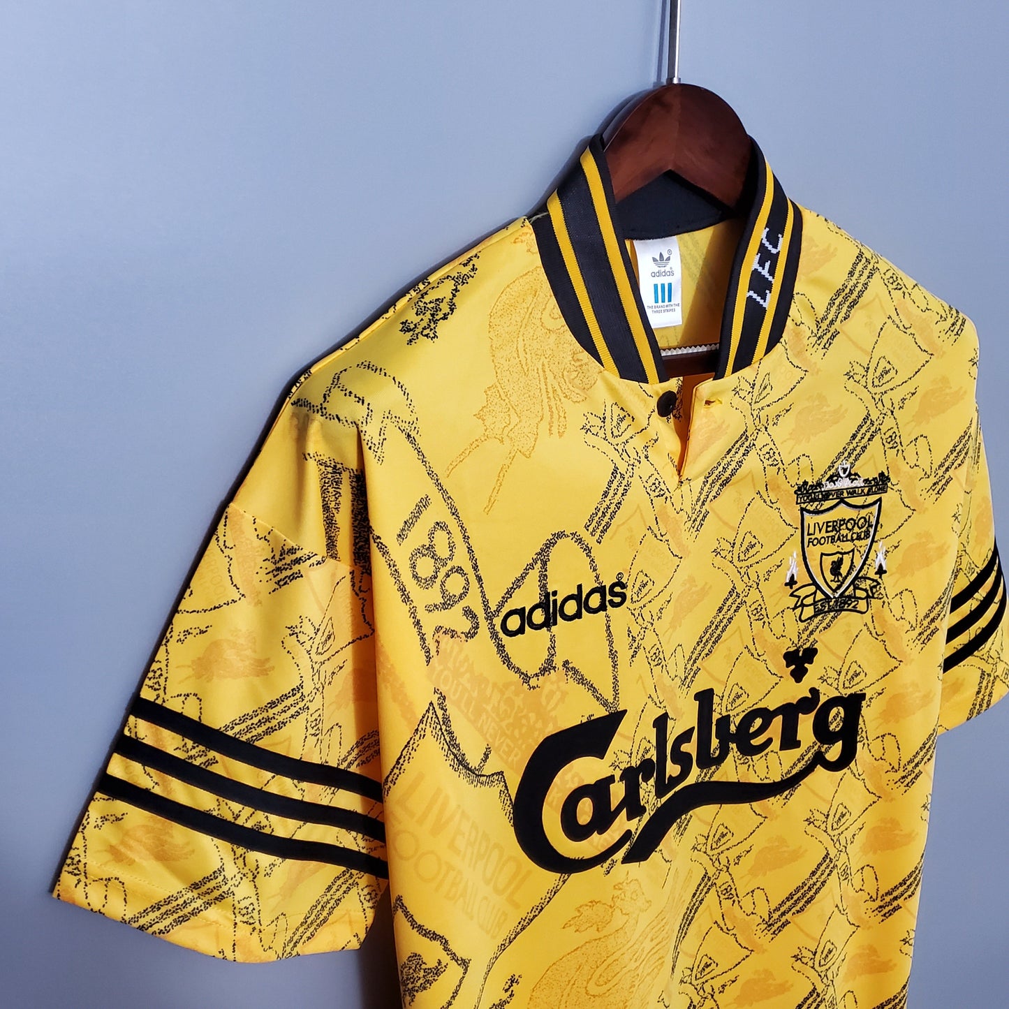 Liverpool 94/96 Tercer kit | Retro