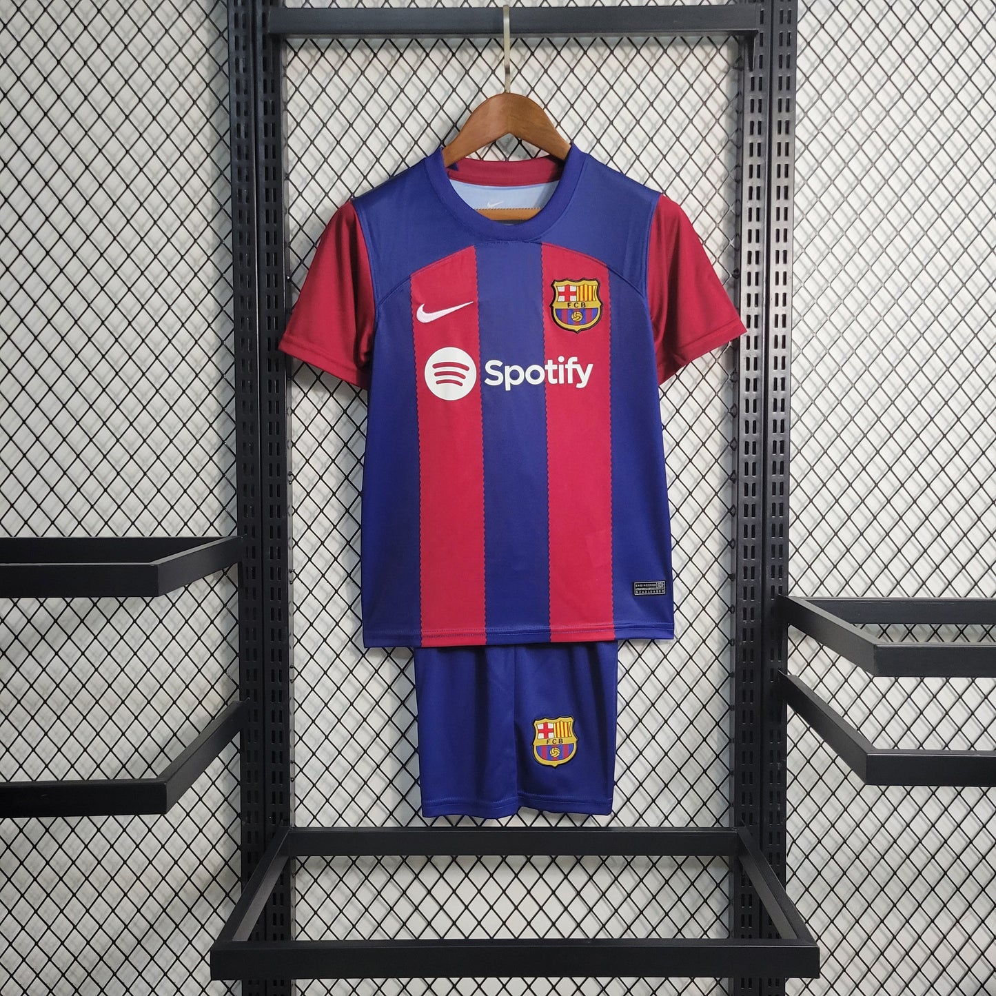 Kit de niños FC Barcelona local | 🎅🏻 Envío navideño