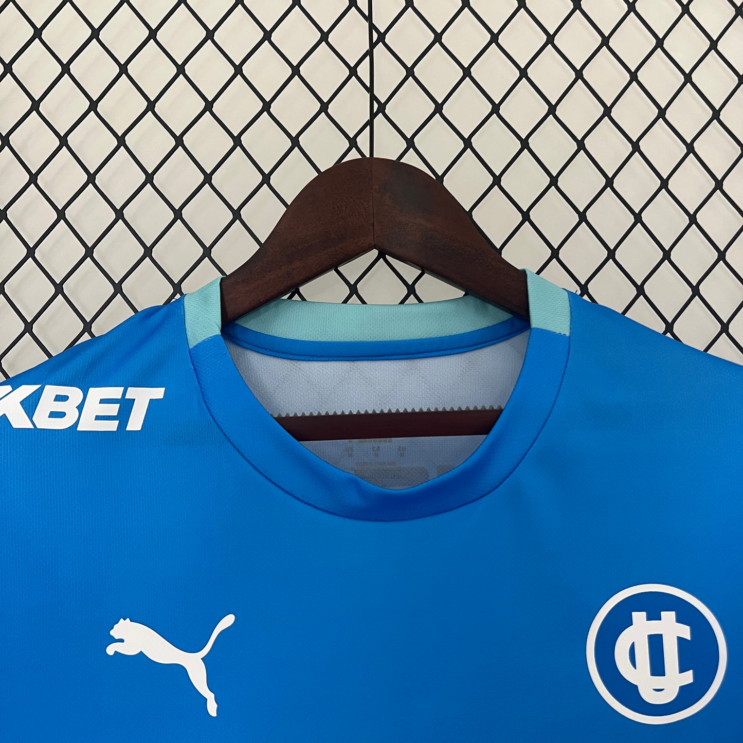 Camiseta Universidad Católica celeste 2024